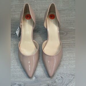 ❤️NWT NINE WEST NUDE PATENT LEATHER HEELS~9.5